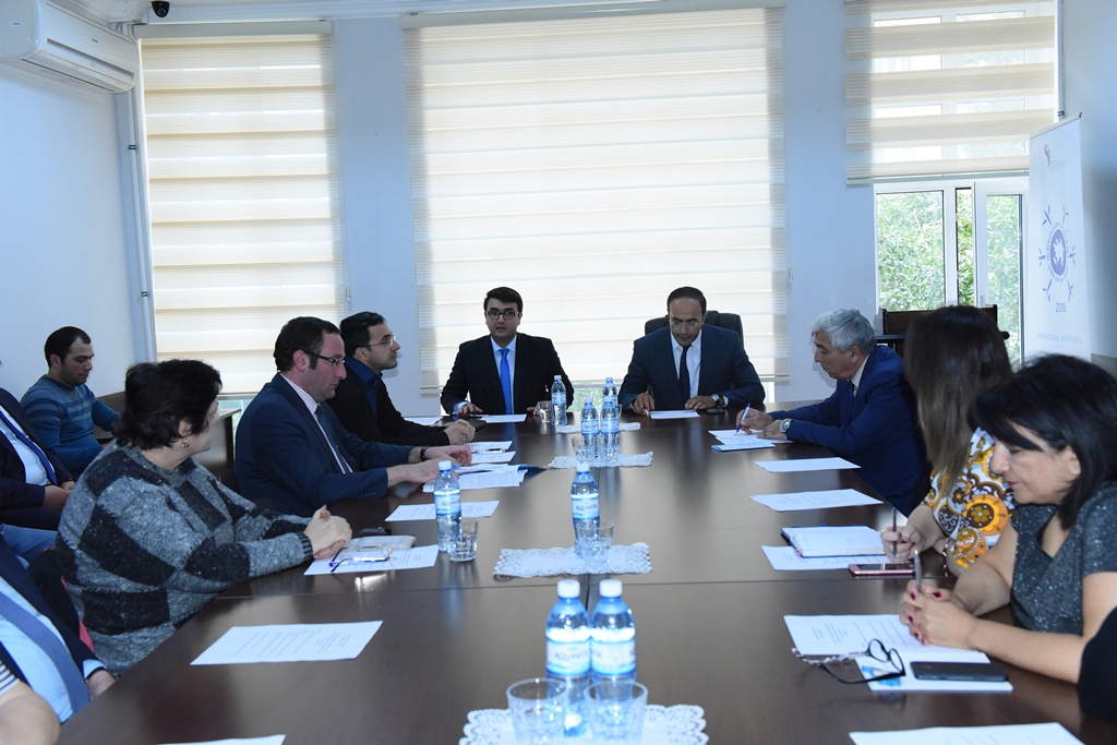 ADU-da VI Bakı Beynəlxalq Humanitar Forumu müzakirə olundu    - FOTO
