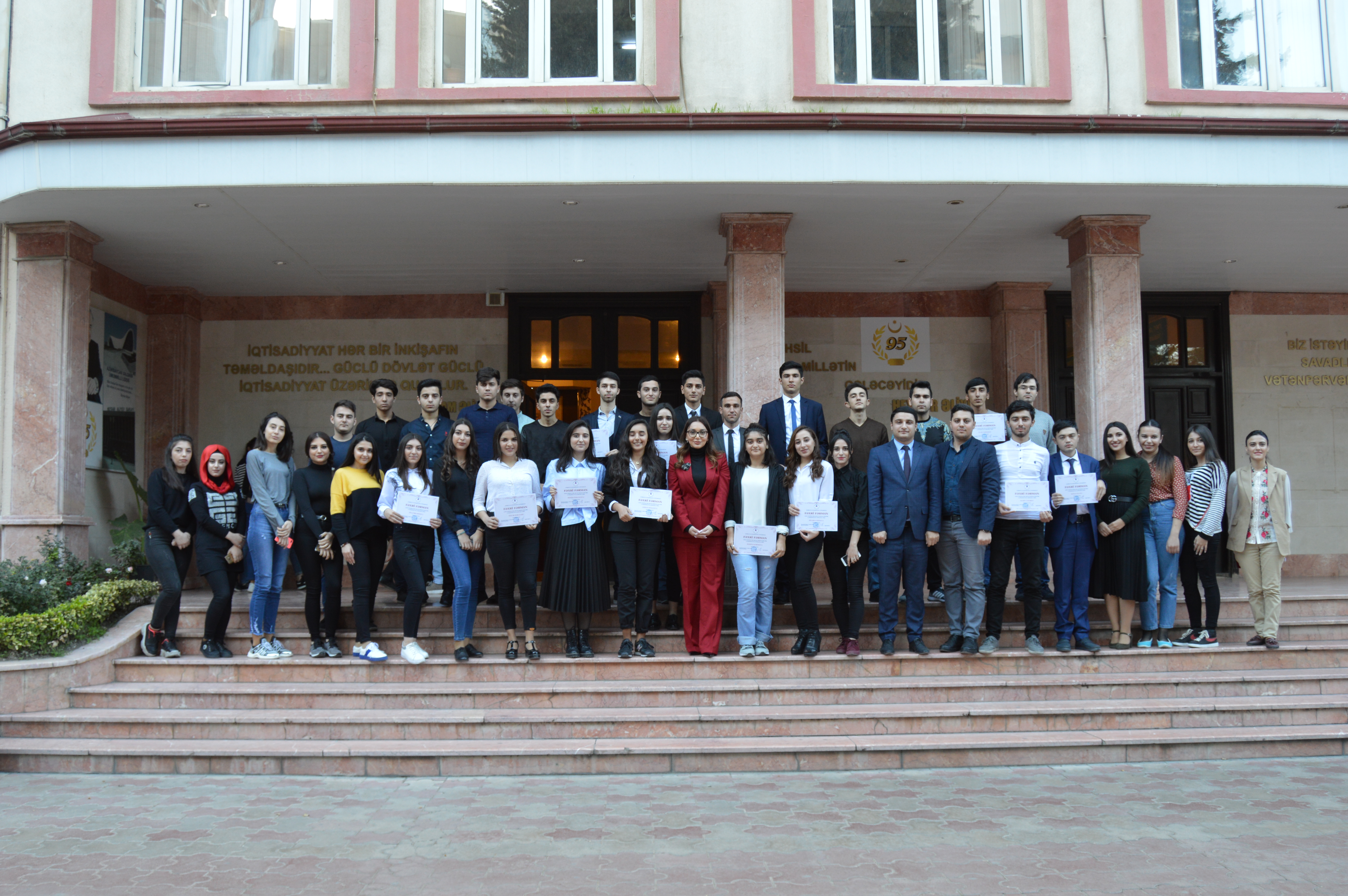 Gənc Kooperatorların III Liderlik Məktəbinin bağlanış mərasimi keçirilib - FOTO