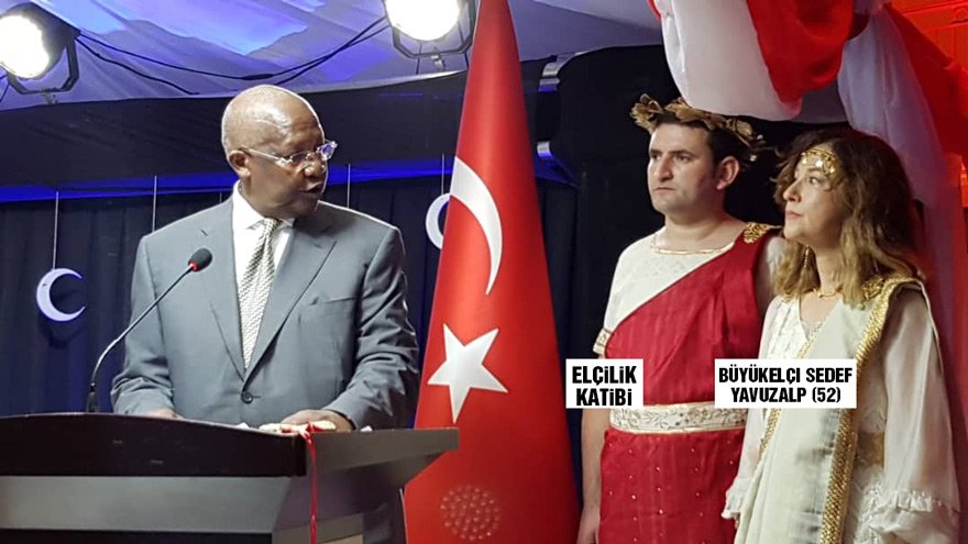 Səfir geri çağırıldı    -  Geyiminə görə... - FOTO