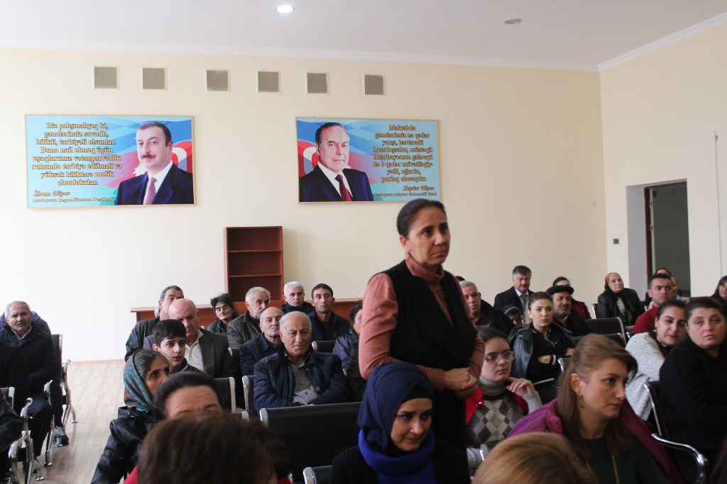 Arif Qasımov səyyar qəbul keçirdi   