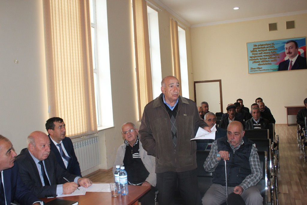 Arif Qasımov səyyar qəbul keçirdi   