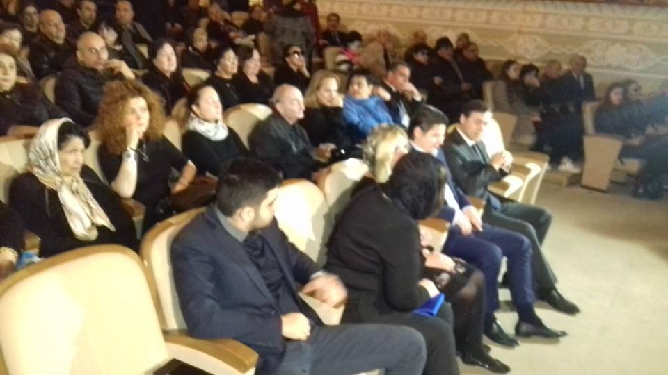 Prezident və xanımı Pənahovanın vida mərasimi ilə bağlı    TAPŞIRIQ VERDİ - FOTOLAR (YENİLƏNİB)