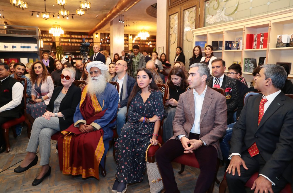 Leyla Əliyeva kitab təqdimatında - FOTOLAR