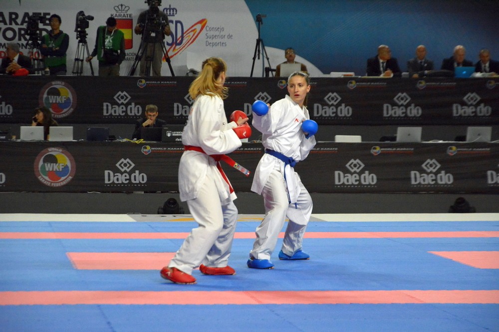 Qadın karateçimiz dünya çempionu oldu - FOTOLAR