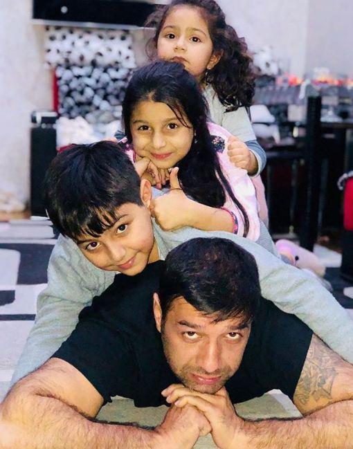 Kənan M.M. ailəsi ilə Türkiyəyə köçür    - FOTO