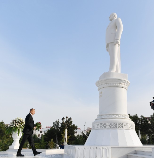İlham Əliyev    Sumqayıtda (FOTO-YENİ-3)