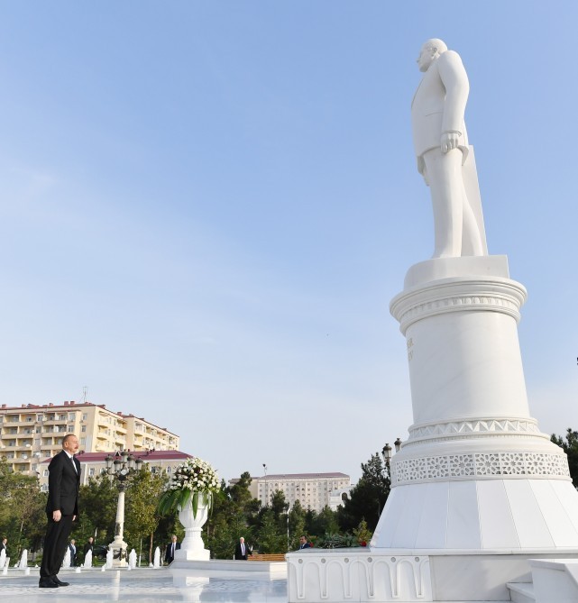 İlham Əliyev    Sumqayıtda (FOTO-YENİ-3)