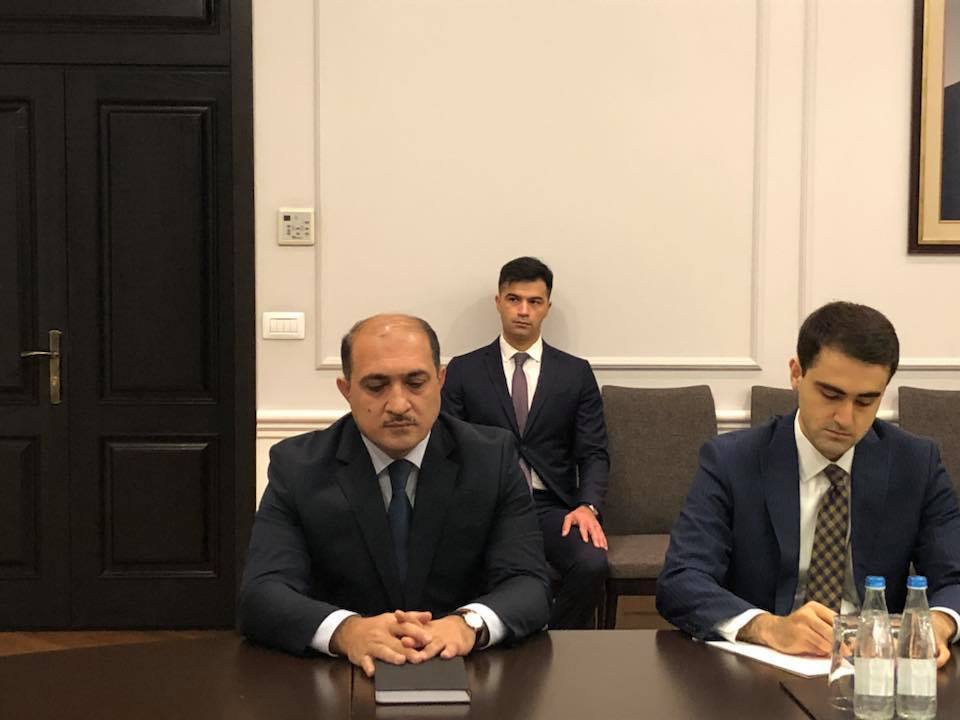  İdris İsayev kollektivə təqdim olundu    - FOTO