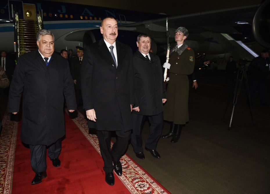 Prezident İlham Əliyev Belarusa getdi    - FOTOLAR