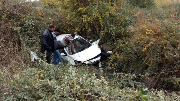 Göyçayda ağır yol qəzası -  5 nəfər yaralanıb (FOTO) 