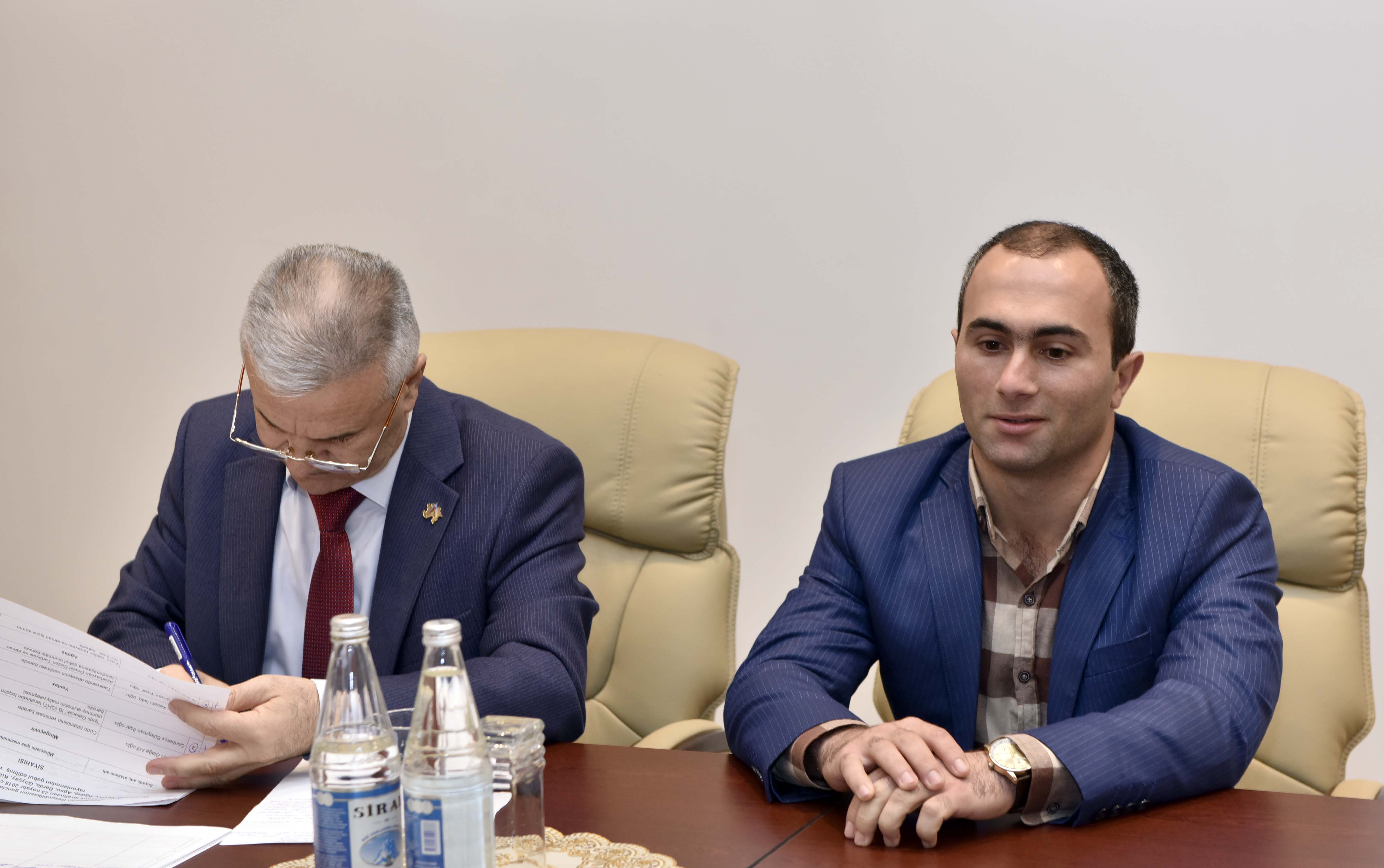 Nazir Göyçayda vətəndaşların şikayətlərini dinlədi    - FOTO