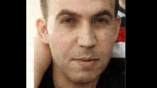 Boşanmaq istəyən ərini oxlovla döydü  