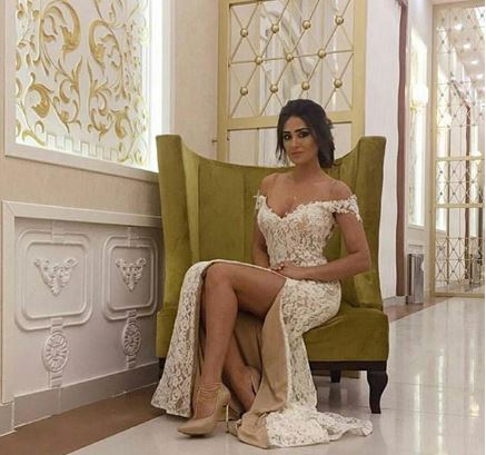 Pərvinin geyimi müzakirələrə səbəb oldu    - FOTO