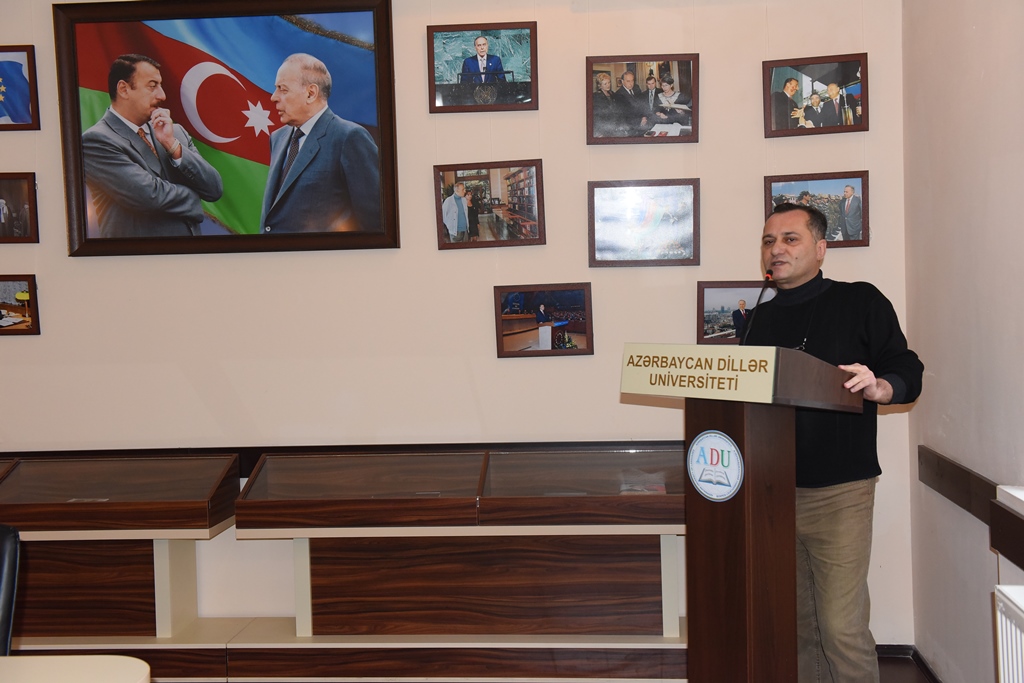 İlham Tumas Makiavelli: Siyasətdə və fəlsəfədə mövzusunda mühazirə dedi   - FOTO