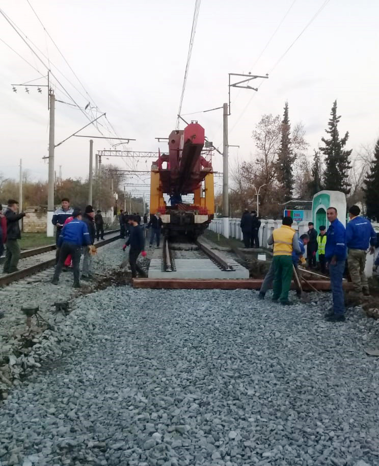 Kürdəmir stansiyasında yeni yoldəyişənlər quraşdırılır  - FOTO
