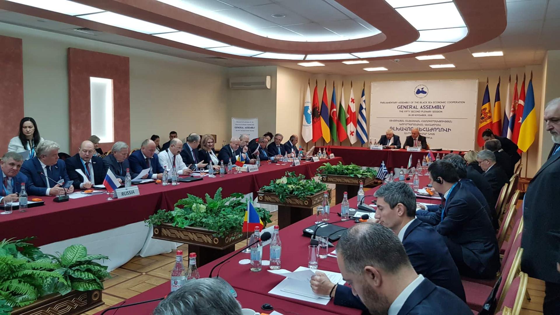 Milli Məclisin deputatları Yerevanda    - FOTO