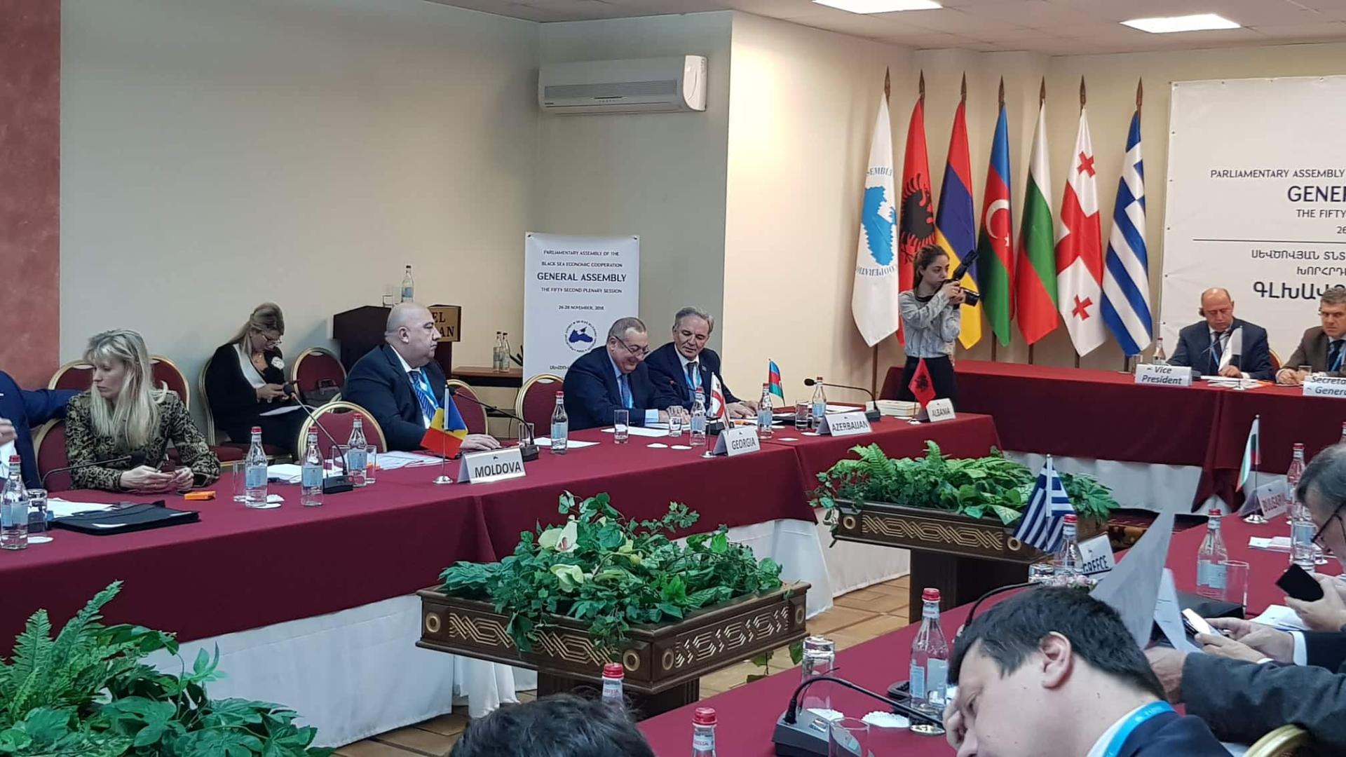 Milli Məclisin deputatları Yerevanda    - FOTO
