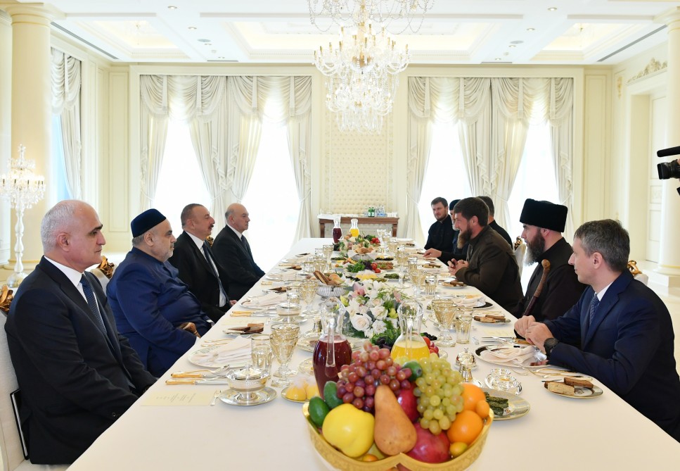 İlham Əliyev bütövlükdə müsəlmanlar üçün xeyirxah işlər görür   - Ramzan Kadırov