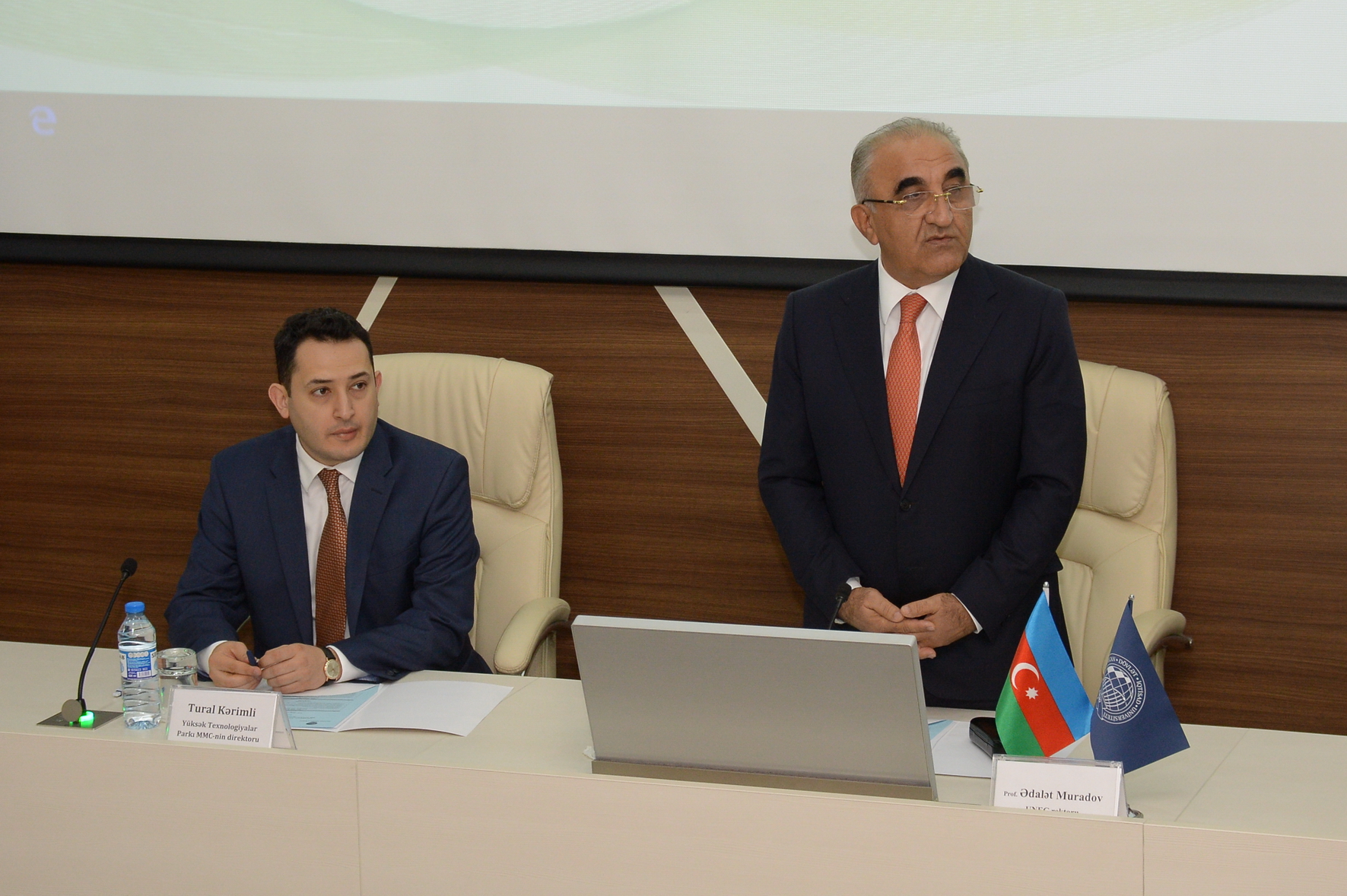 Bilik əsaslı iqtisadiyyata keçid: potensial imkanlar mövzusunda forum keçirilib 