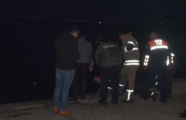 Sabah işə gedənlər DƏHŞƏTƏ GƏLDİ - Dənizdə 18 yaşlı gəncin meyidi aşkarlandı   - FOTO